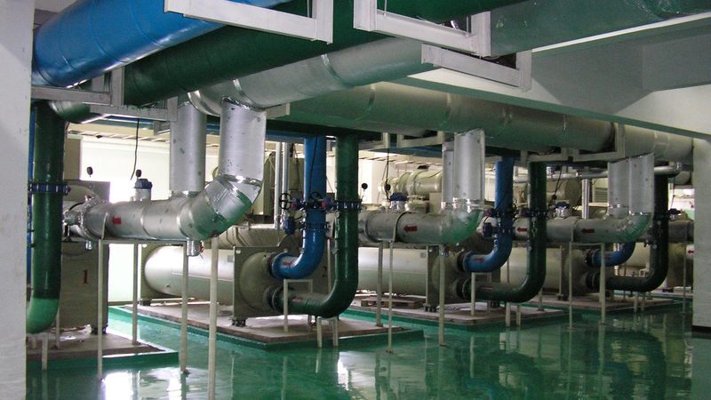 水冷螺杆冷水机：揭秘其工作原理与选型要点